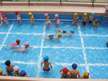山口県防府市の幼稚園 玉祖幼稚園（たまのやようちえん）カリキュラム 体力づくり プール遊び